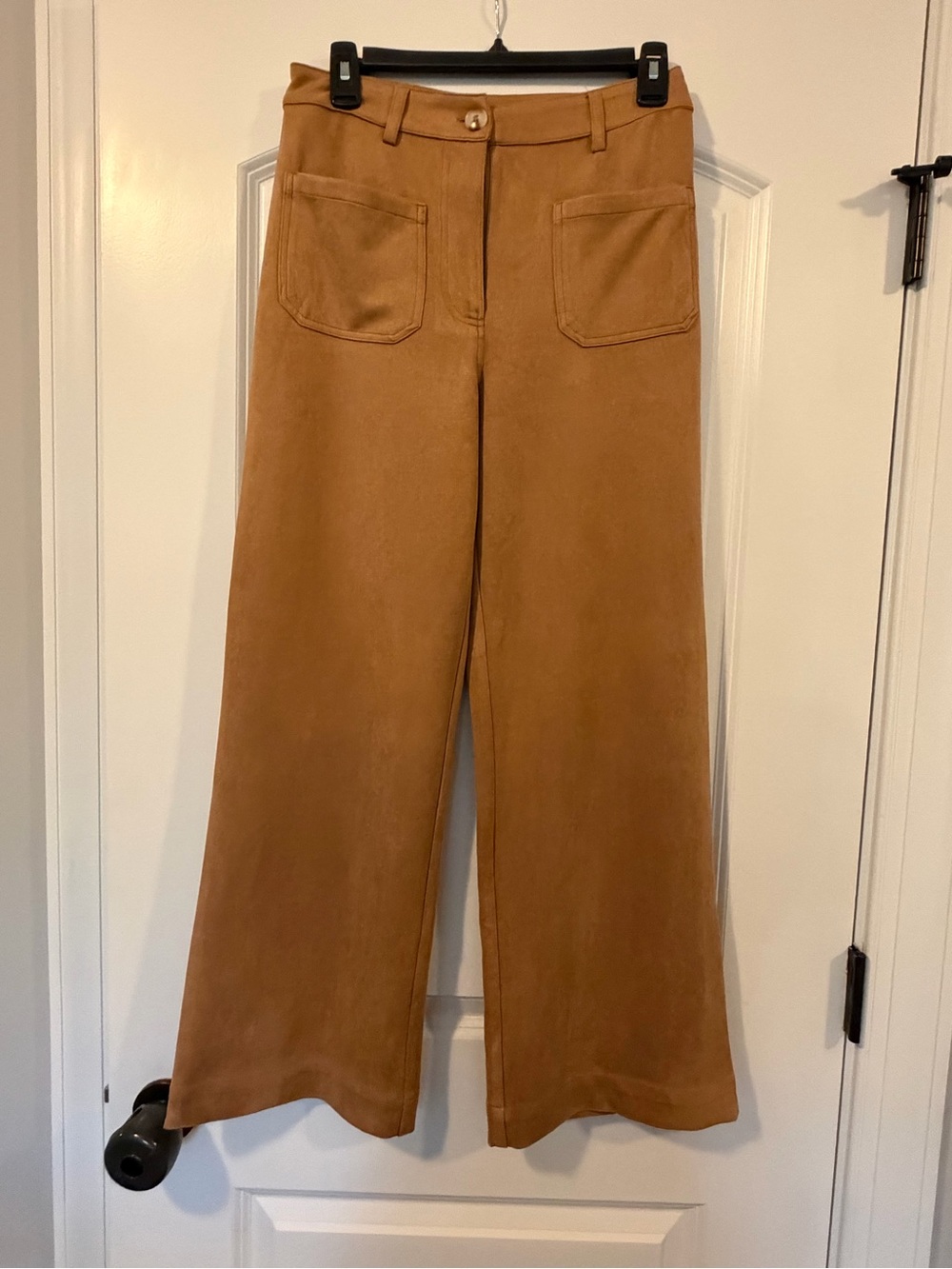 Women's Skies Are Blue Wide-Leg Utility Pants in Camel